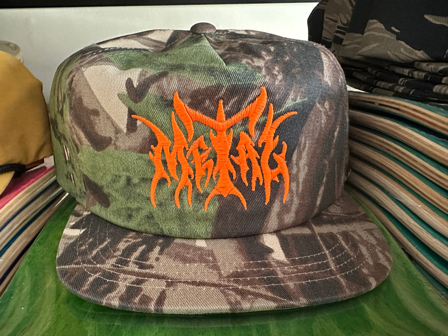 METAL LOGO PINE BARRENS CAMO 3:16